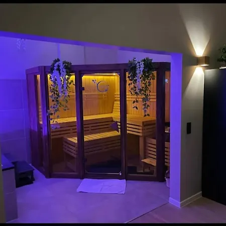 Luxus Wellness شقة *