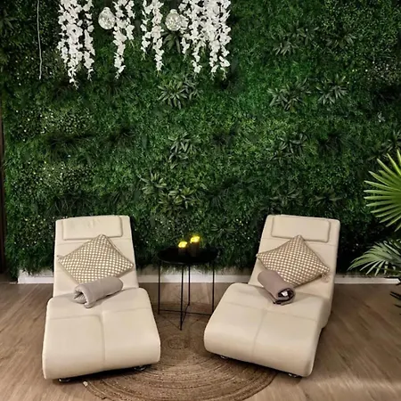 Luxus Wellness شقة هايليغينهاوس